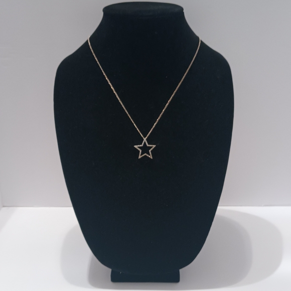 unknown Jewelry - Elegant Silver Star Pendant Necklace
